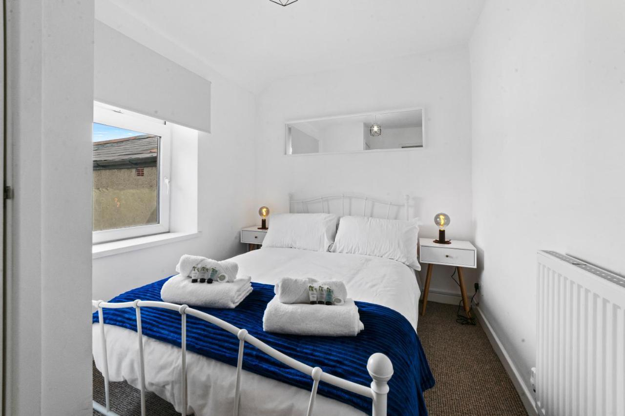 Village Cwtch Whitchurch 2 Bedroom Apartment Cardiff Dış mekan fotoğraf