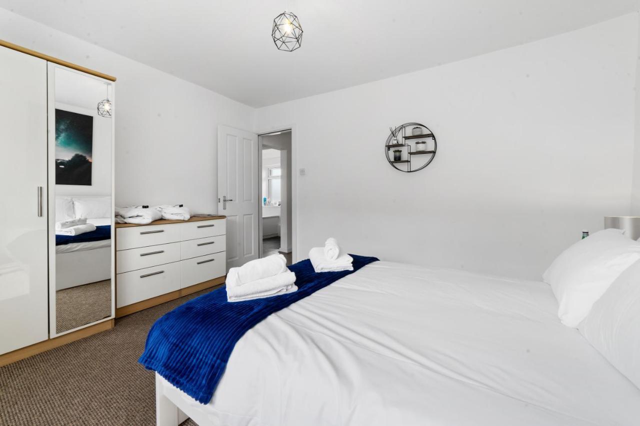 Village Cwtch Whitchurch 2 Bedroom Apartment Cardiff Dış mekan fotoğraf